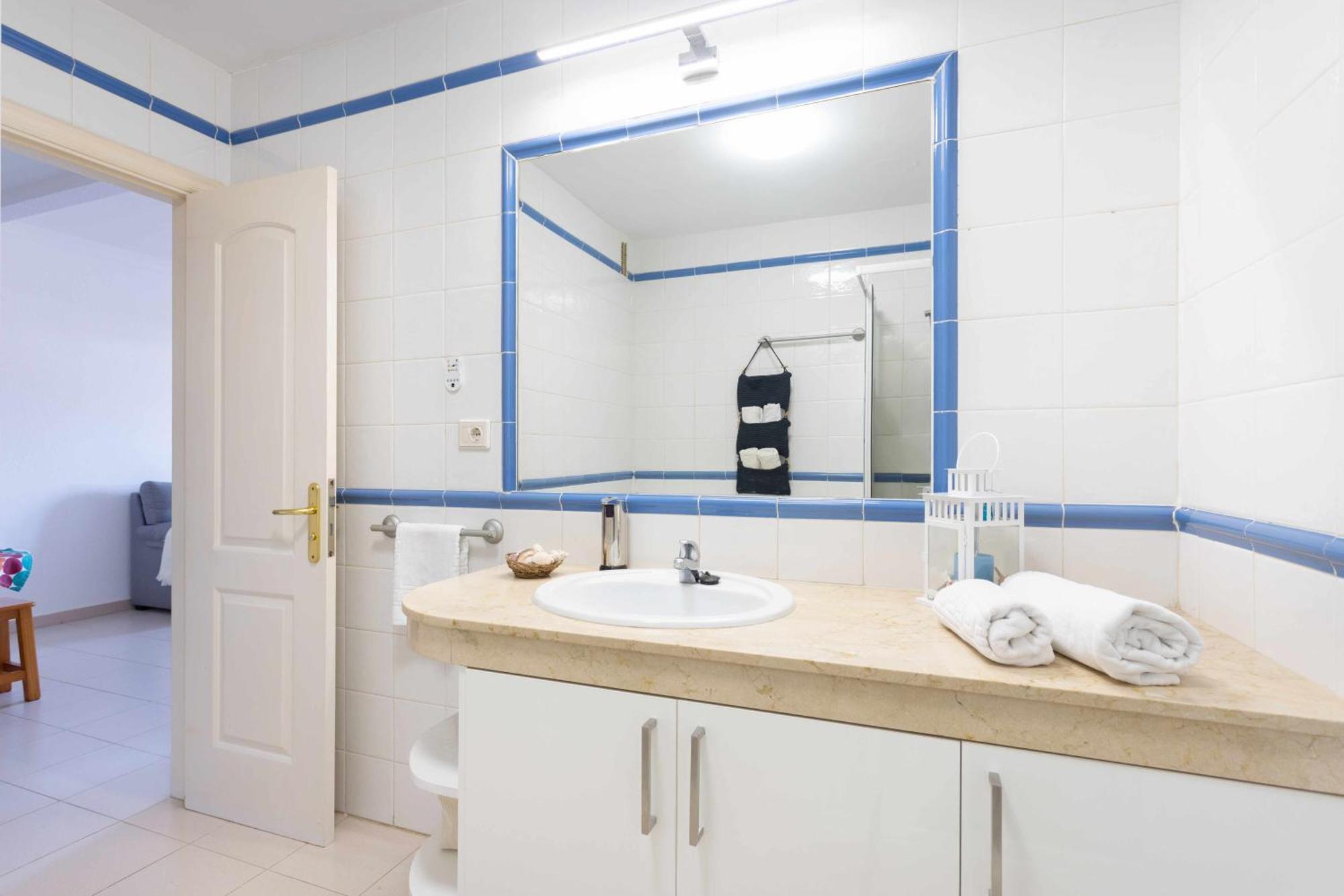 Agradable Piso Con Piscina & Playa Terraza Y Wifi Apartment Costa Del Silencio Bagian luar foto